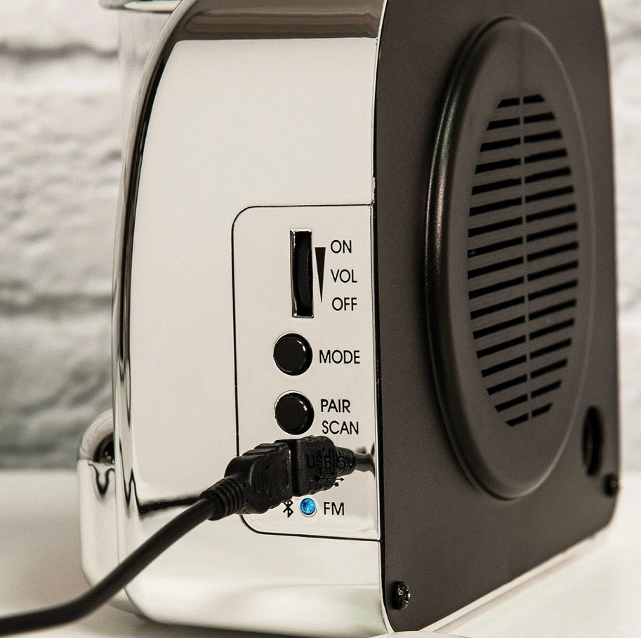 Classic Chrome Diner-Style Jukebox , Bluetooth Wireless Speaker with Song Selection Display, Keypad Interface, Nostalgic speaker