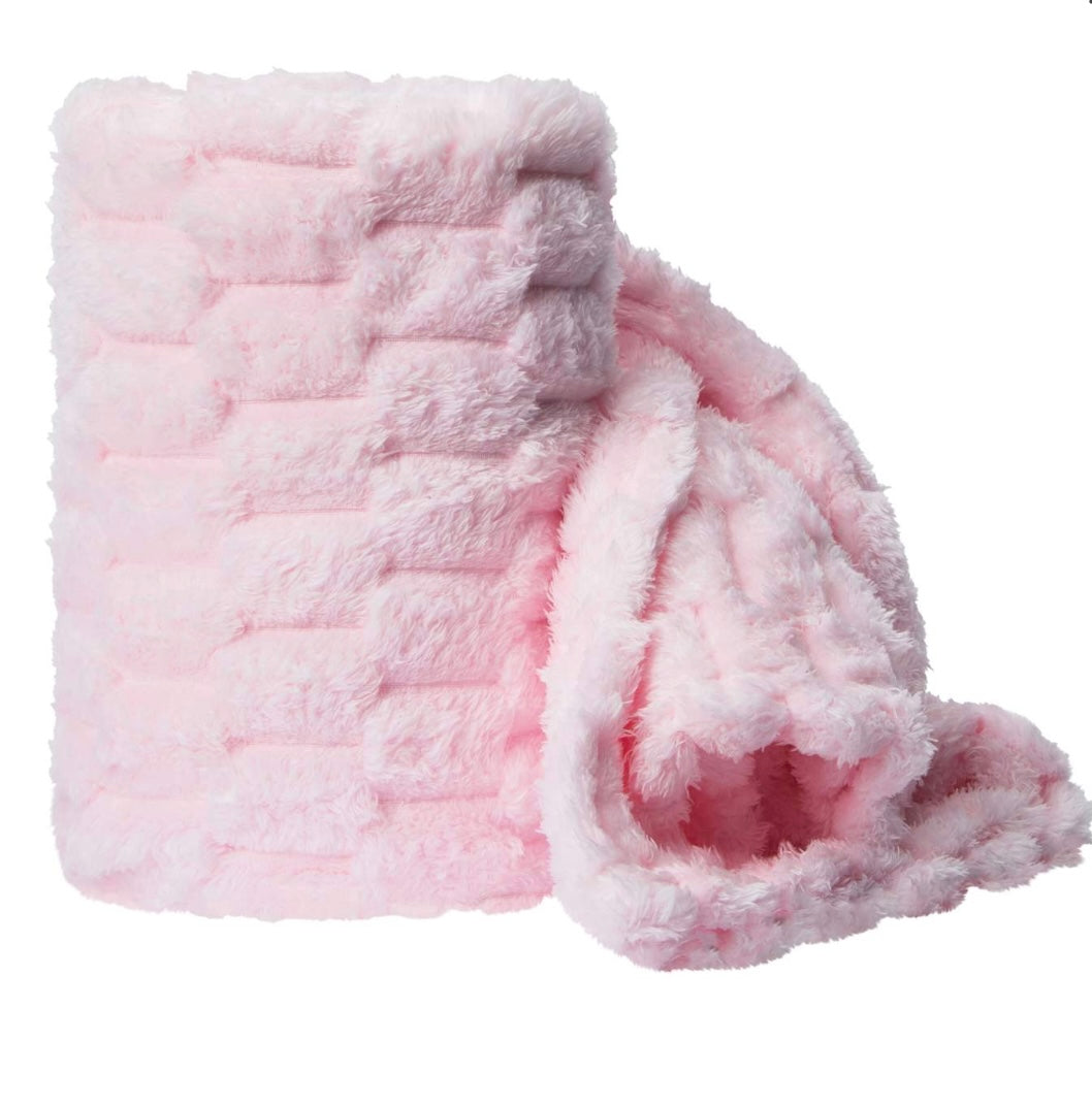 Soft Faux Fur Throw Blanket, Light Pink, Plush Fuzzy Material, 50 x 60 Inches, Cozy Decorative Throw for Bed, Couch